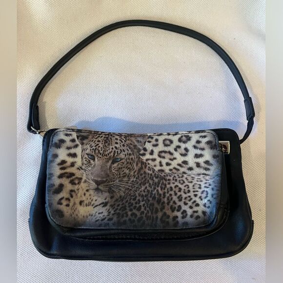 Rare 🔥 ICON Los Angeles‎ Snow Leopard designer leather crossbody bag, NWOT. - Picture 4 of 14